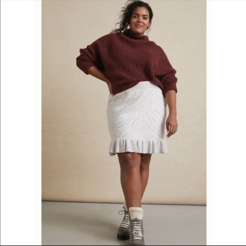 NWT ANTHROPOLOGIE ZEBRA RUFFLE KNIT SWEATER SKIRT 2X Plus Size